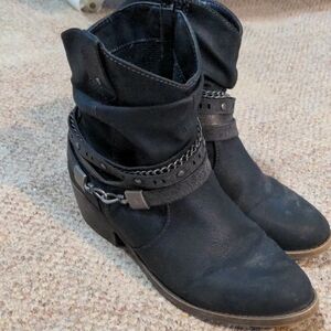 Jellypop Black Ankle Booties with Chain Detail